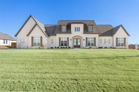 161 Ava Rose Ln, Waxahachie, TX 75167