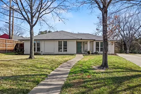 2040 Casa Loma Ct, Grapevine, TX 76051