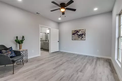 420 Kelly Ln, Seven Points, TX 75143
