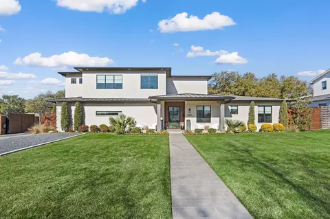 5615 Brookstown Dr, Dallas, TX 75230