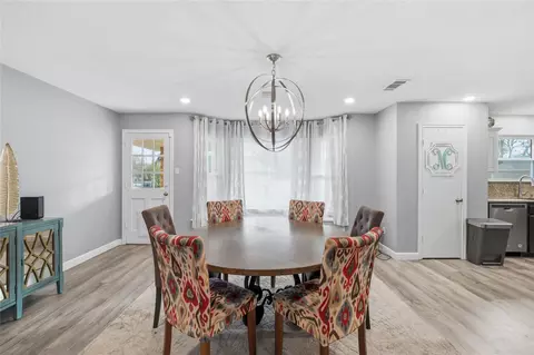 111 Havenwood Dr, Enchanted Oaks, TX 75156