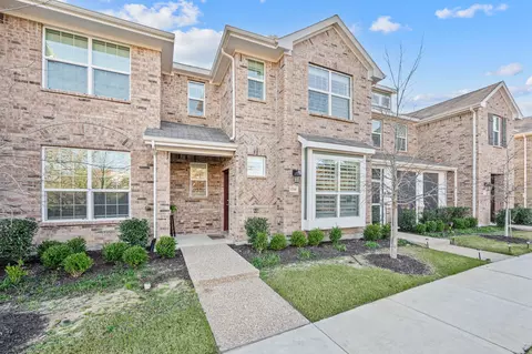 1244 Alamo Dr, Lewisville, TX 75077