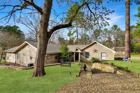 120 Rainbow Cv, Holly Lake Ranch, TX 75765