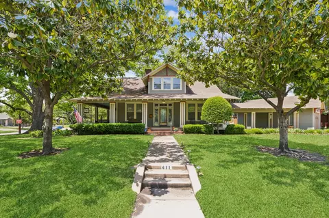 411 S 11th St, Garland, TX 75040