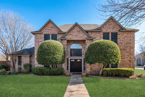 4601 Edge Creek Ln, Arlington, TX 76017