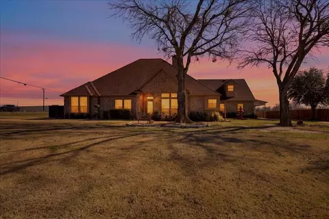10411 Woodbridge Dr, Forney, TX 75126
