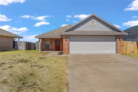 3009 Andalusian Ln, Robinson, TX 76706