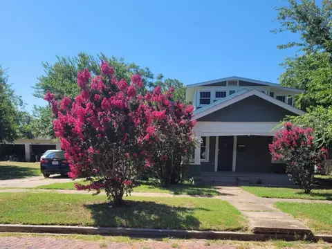 705 W 9th St, Cisco, TX 76437