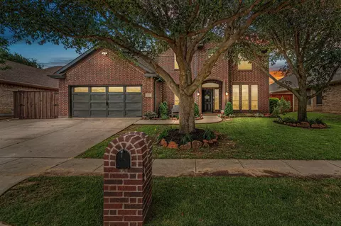 219 Livingston Dr, Hickory Creek, TX 75065