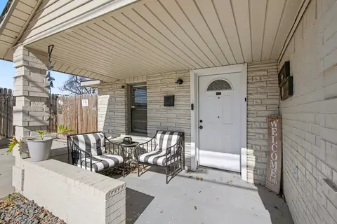 3817 E 1st St, Fort Worth, TX 76111