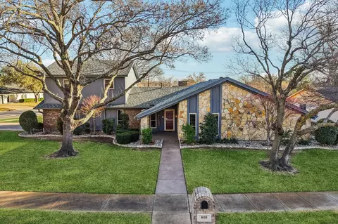 840 Ridge Dr, Bedford, TX 76021