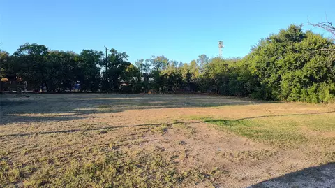 200 E Willis St, Winters, TX 79567