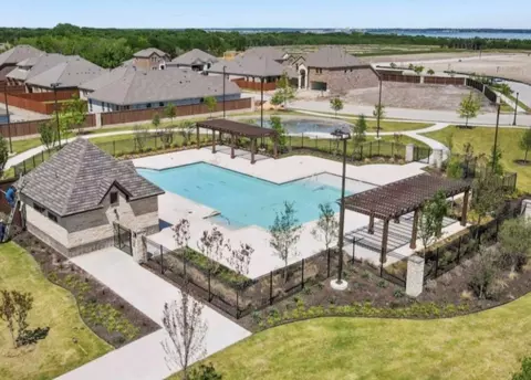 6433 Bon Fire Dr, Garland, TX 75043