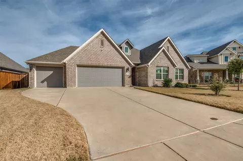 237 Four Roses Dr, Waxahachie, TX 75165