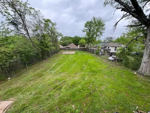 1309 Emma St, Tyler, TX 75701