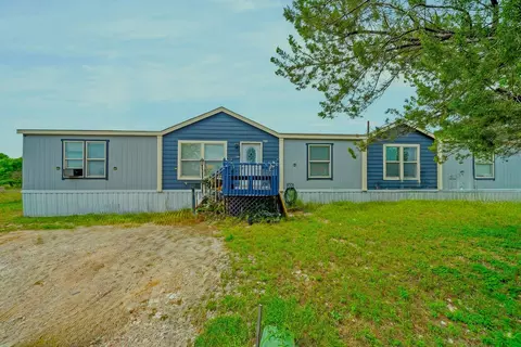 3108 Mistletoe St, Granbury, TX 76048