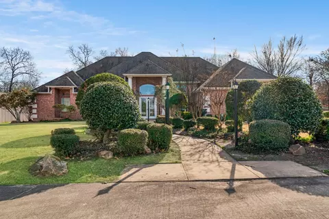283 Butternut Ln, Powderly, TX 75473