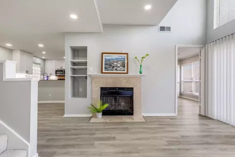 4221 Cole Ave #202, Dallas, TX 75205