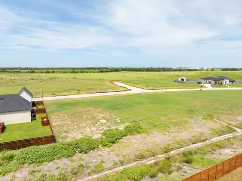 125 Sunflower St, Lorena, TX 76655 photo 4