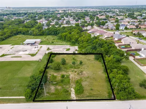 4926 Locust Grove Rd, Garland, TX 75043