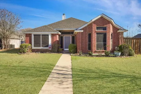 8718 Pheasant Run Dr, Rowlett, TX 75089