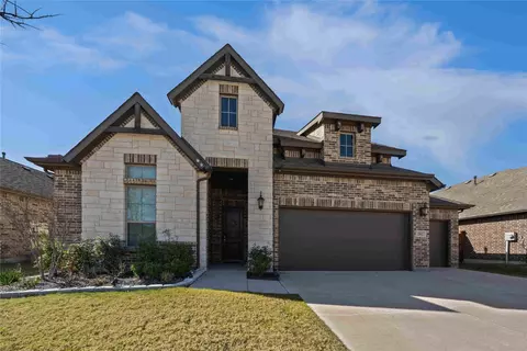 2812 Creswick Dr, Venus, TX 76084