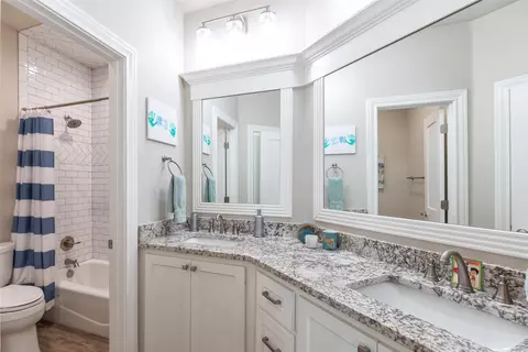 Bath - 3418 Double Eagle Ln, Abilene, TX 79606 photo 5 of 8