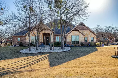 601 S Sugartree Dr, Lipan, TX 76462