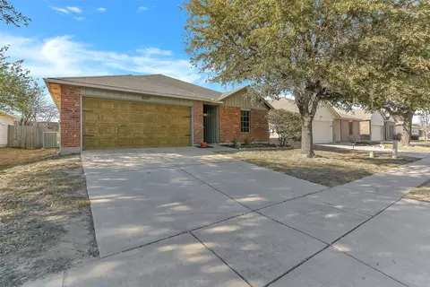 1133 Day Dream Dr, Haslet, TX 76052