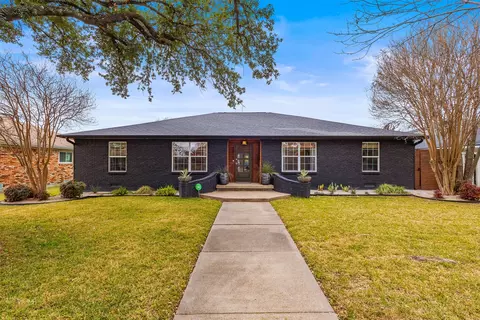 4815 Chilton Dr, Dallas, TX 75227
