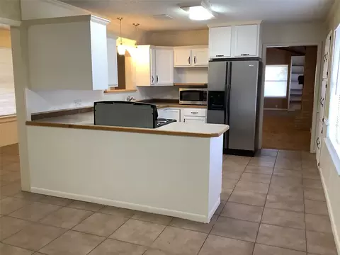 3000 Maple Hill Cir, Waco, TX 76708 photo 6