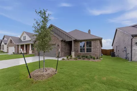 3506 Helena St, Gainesville, TX 76240