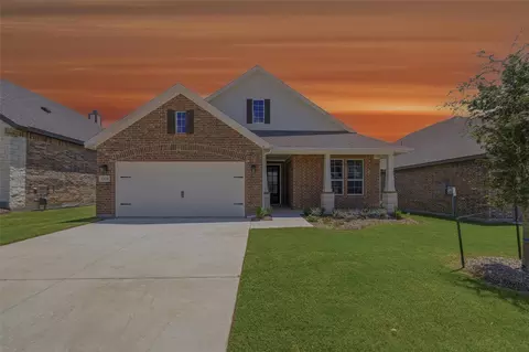 3508 Helena St, Gainesville, TX 76240