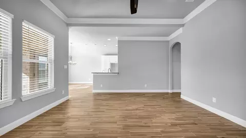 Living - 924 E 5th St, Springtown, TX 76082 photo 5 of 5
