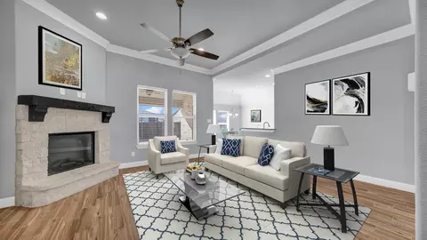 Living - 924 E 5th St, Springtown, TX 76082 photo 1 of 5