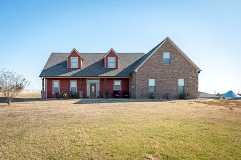 3028 Harrell Rd, Howe, TX 75459