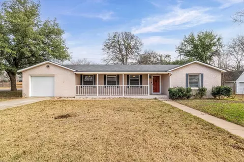 351 Santa Fe Dr, Woodway, TX 76712