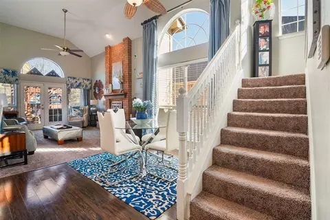 409 Red River Trl, Irving, TX 75063