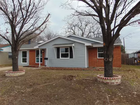 1106 Caravan Trl, Duncanville, TX 75116