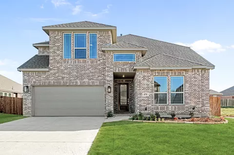 175 Creekside Dr, Sanger, TX 76266