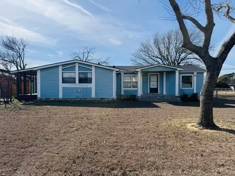 600 Temple Hall Hwy, Granbury, TX 76049