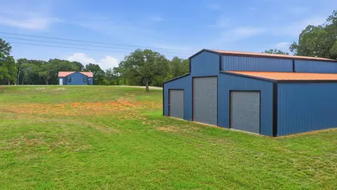 1355 Friendship Rd, Weatherford, TX 76085