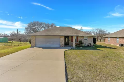 203 N Church St, Blue Ridge, TX 75424