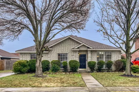 420 Overland Trl, Cedar Hill, TX 75104
