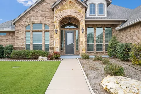 10909 Chriswood Dr, Crowley, TX 76036