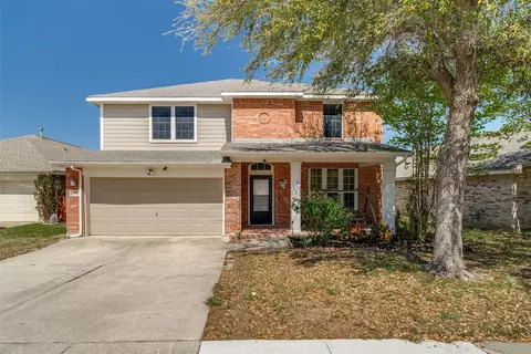 10732 Lipan Trl, Fort Worth, TX 76108