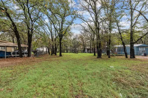 1332 Dawn Ct, Pelican Bay, TX 76020