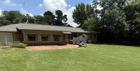 Exterior - 2015 E 5th St, Tyler, TX 75701 photo 5 of 7