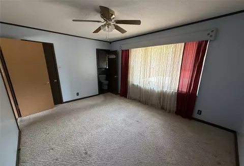 Bedroom - 2015 E 5th St, Tyler, TX 75701 photo 3 of 9