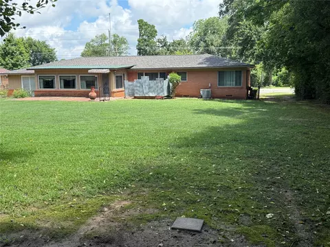 Exterior - 2015 E 5th St, Tyler, TX 75701 photo 3 of 7